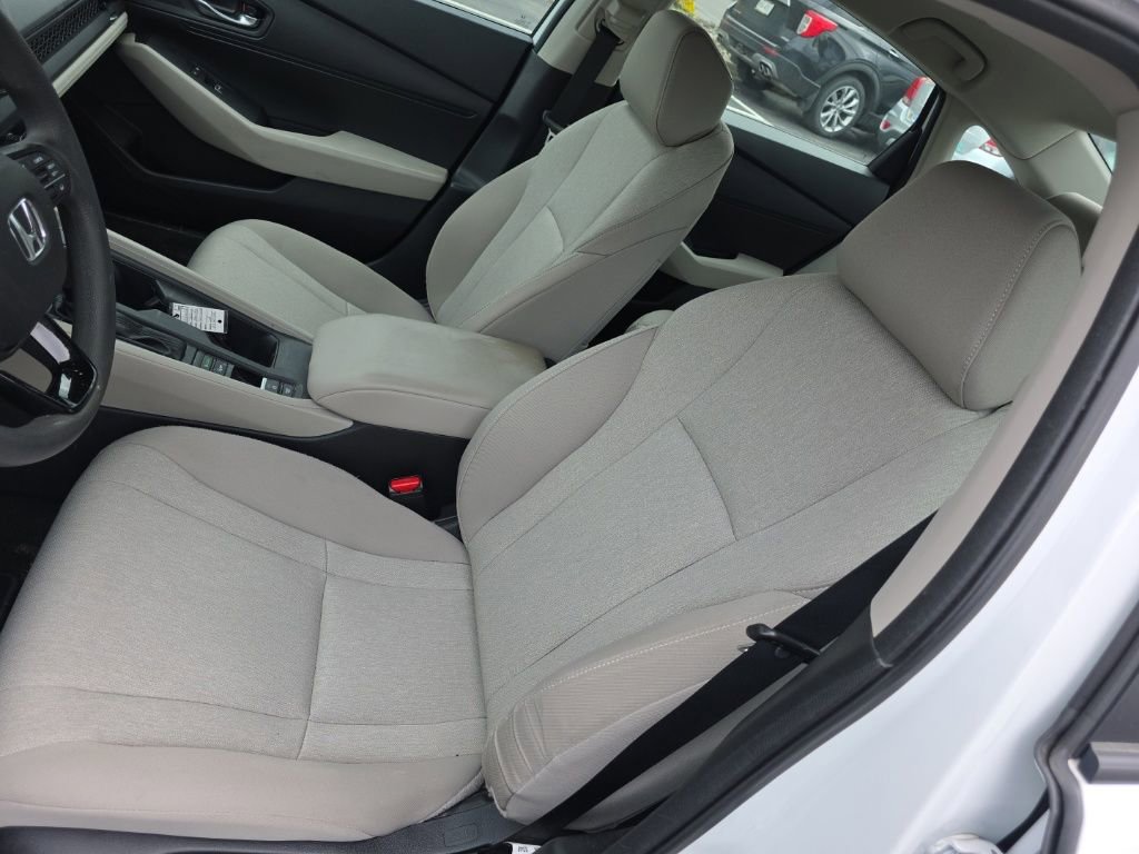 Used 2024 Honda Accord LX image 11