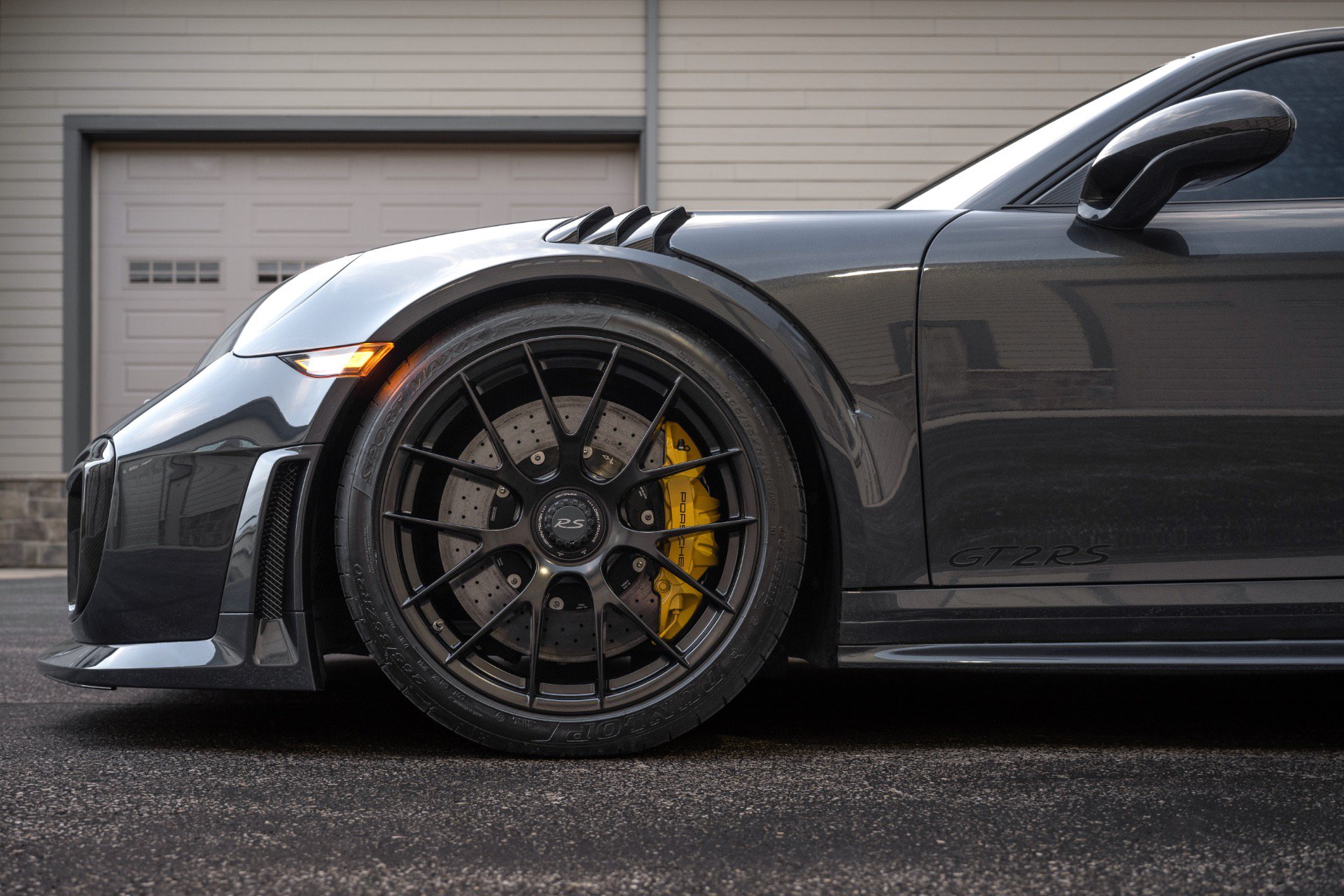 Used 2018 Porsche 911 GT2 RS RWD image 70