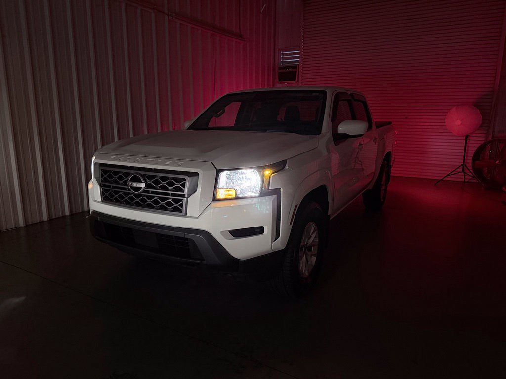 Used 2024 Nissan Frontier SV w/ Technology Package RWD image 8