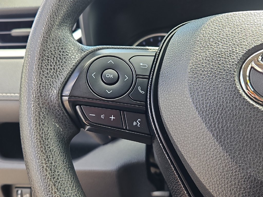 Used 2019 Toyota RAV4 LE w/ All Weather Liner Package AWD/4WD image 18