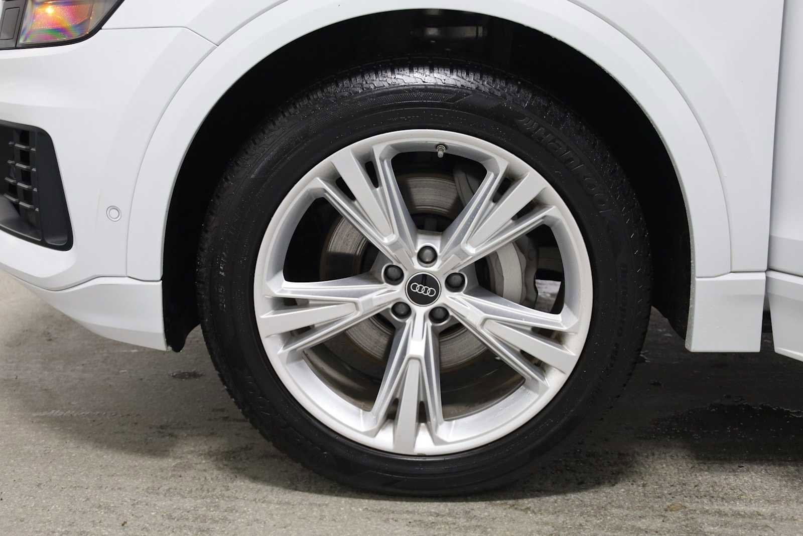 Certified 2023 Audi Q8 Premium Plus w/ Premium Plus Package image 37