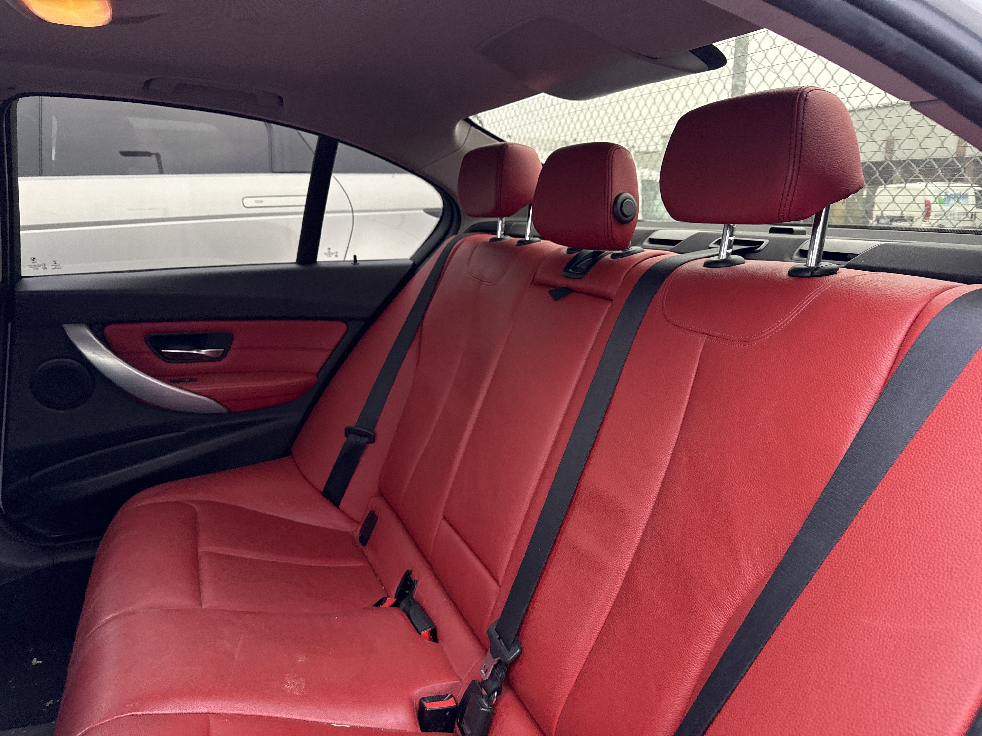 Used 2015 BMW 320i xDrive Sedan image 6