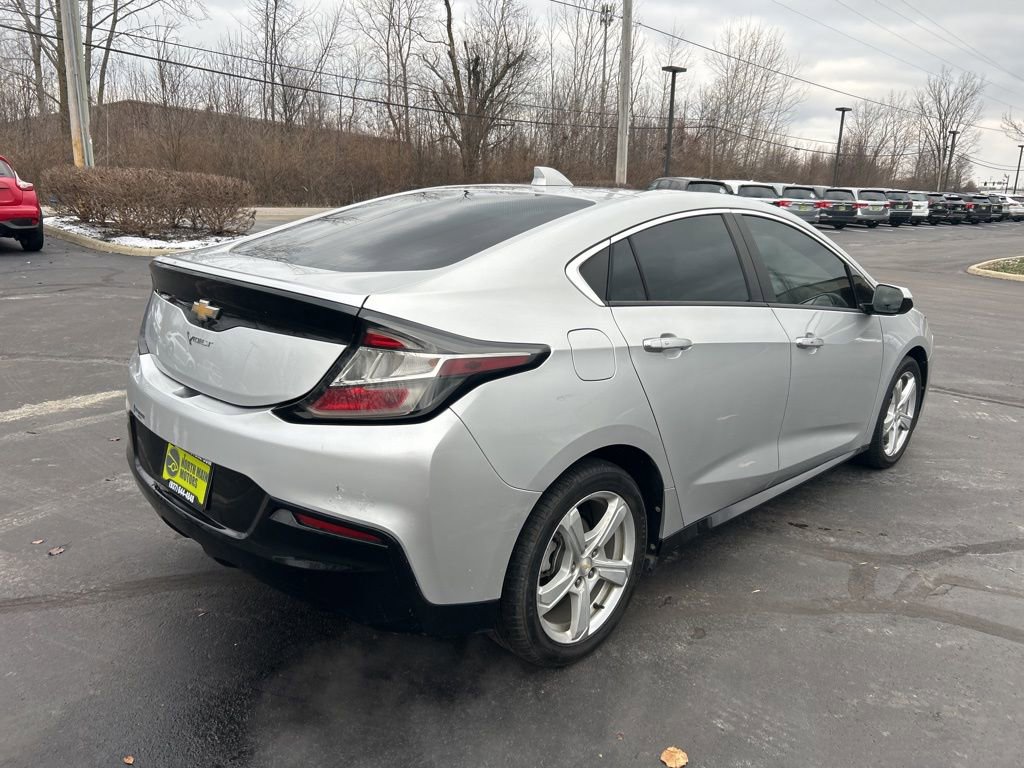 Used 2018 Chevrolet Volt LT w/ Comfort Package image 8