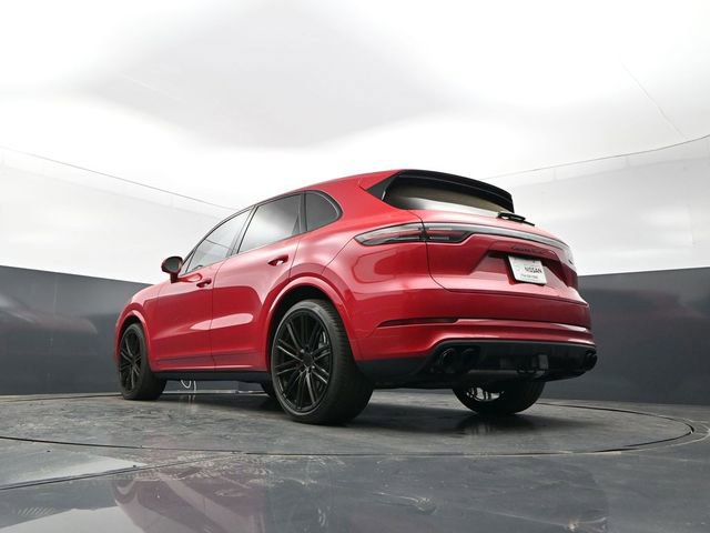 Used 2023 Porsche Cayenne Turbo w/ Premium Package Plus AWD/4WD image 23