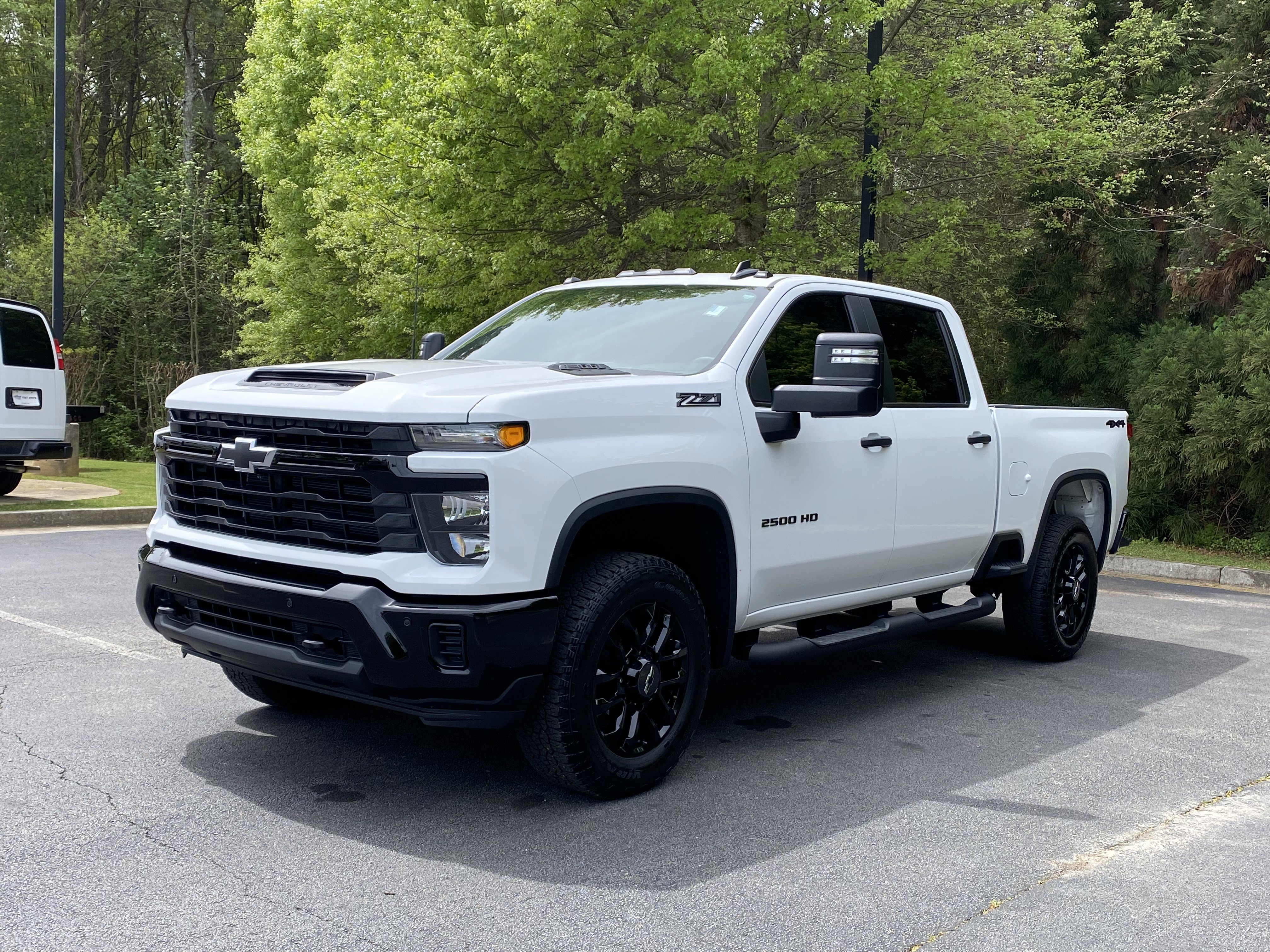 Used 2026 Chevrolet Silverado 2500 Custom w/ Custom Value Package image 5