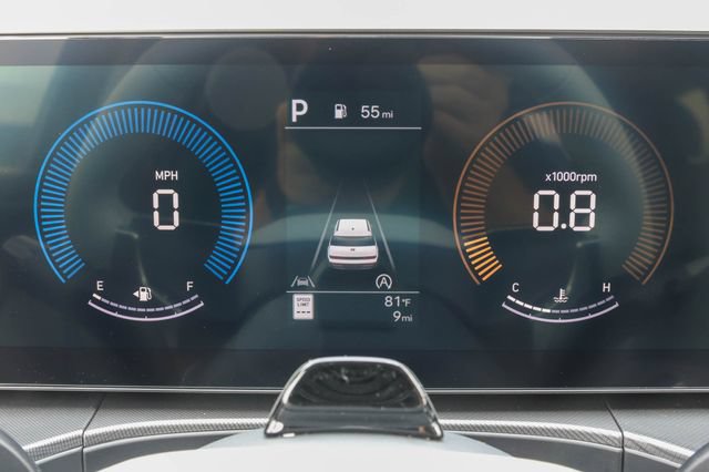 New 2026 Hyundai Santa Fe SEL FWD image 27