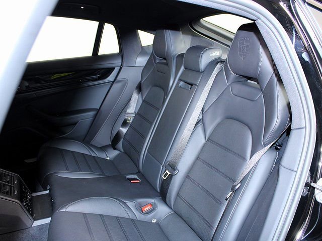 New 2026 Porsche Panamera 4 image 21
