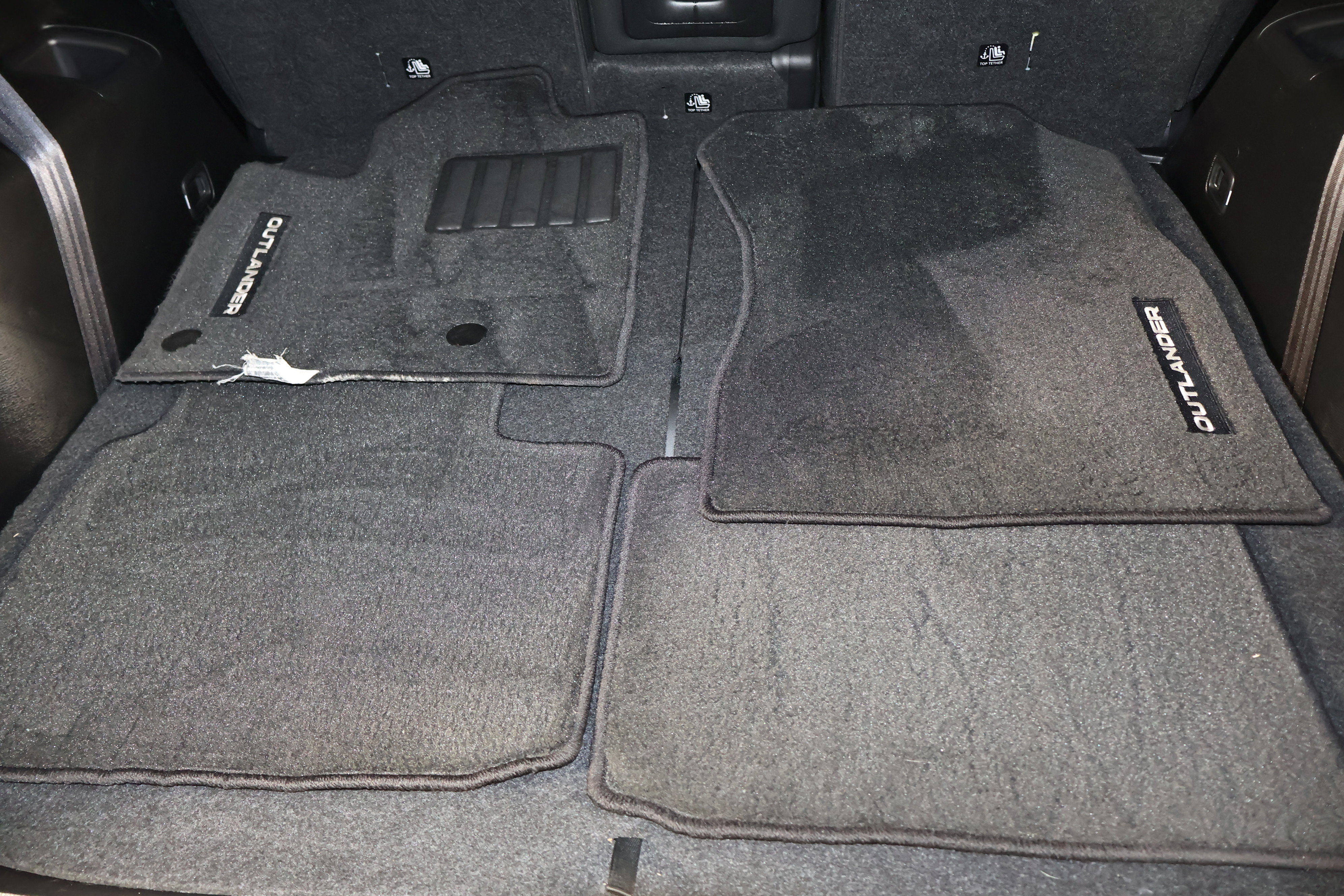 Used 2023 Mitsubishi Outlander ES AWD/4WD image 46