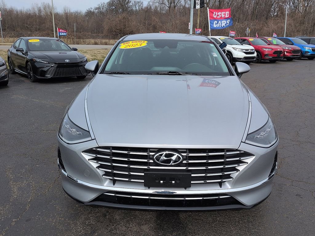 Used 2023 Hyundai Sonata SEL w/ Cargo Package image 3