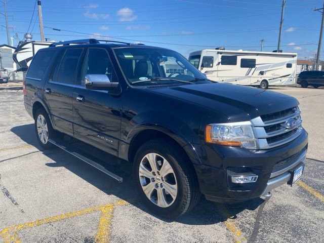 Used 2016 Ford Expedition Platinum image 3
