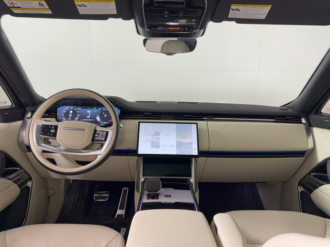 Used 2024 Land Rover Range Rover SE AWD/4WD image 17