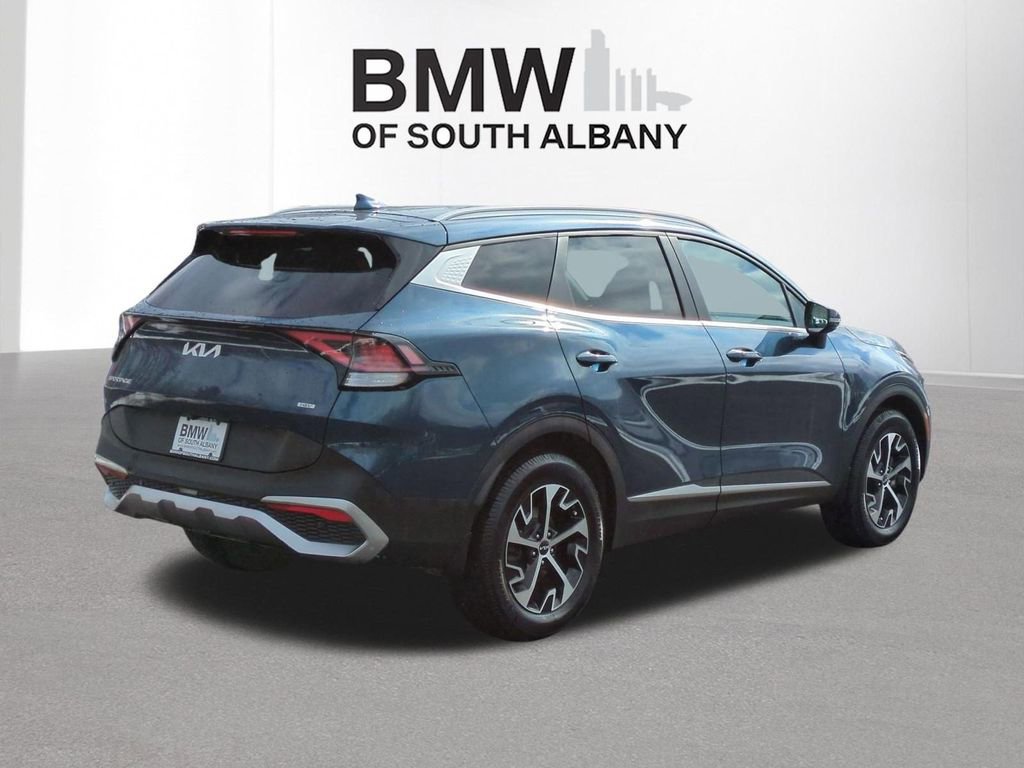 Used 2023 Kia Sportage EX image 4