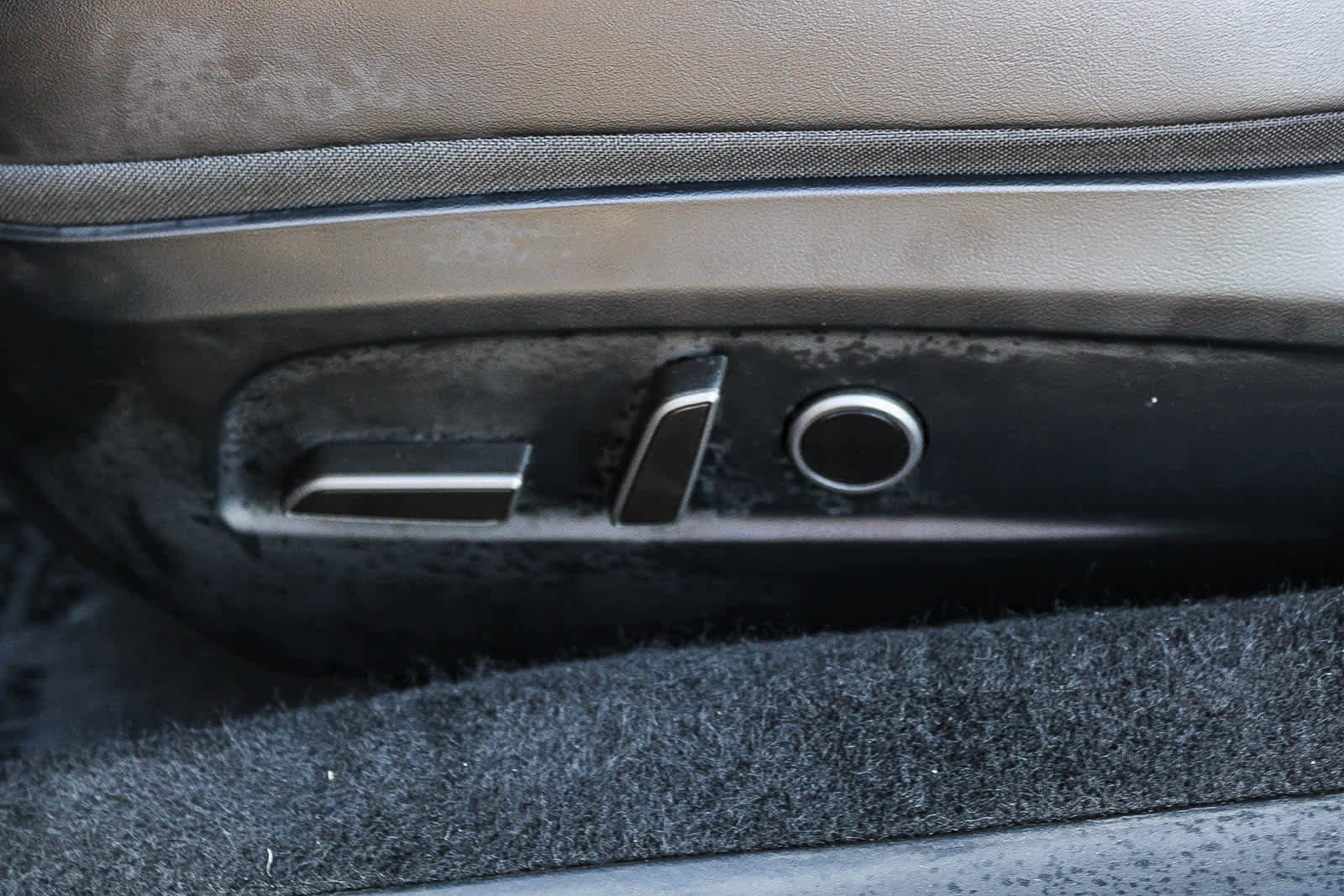 Used 2024 Tesla Model 3 Standard Range image 19