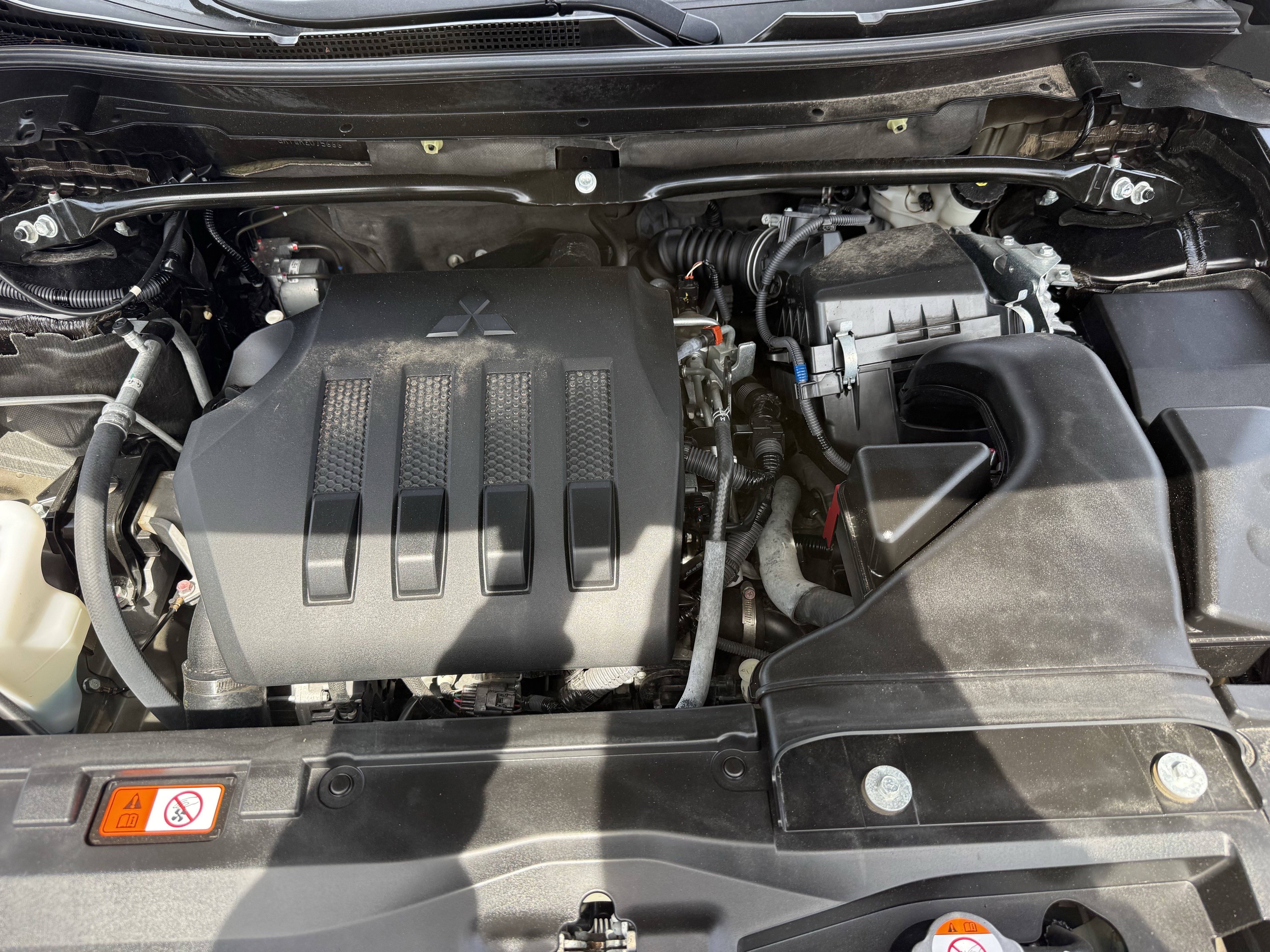 Used 2024 Mitsubishi Eclipse Cross LE image 32