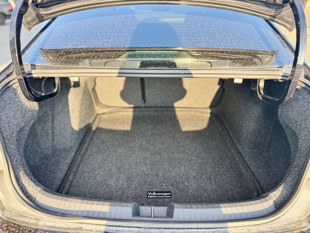 Used 2024 Volkswagen Jetta GLI Autobahn w/ GLI Black Package image 8