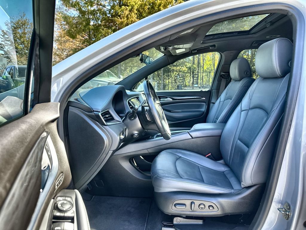 Used 2023 Buick Enclave Premium w/ Experience Buick Package image 20