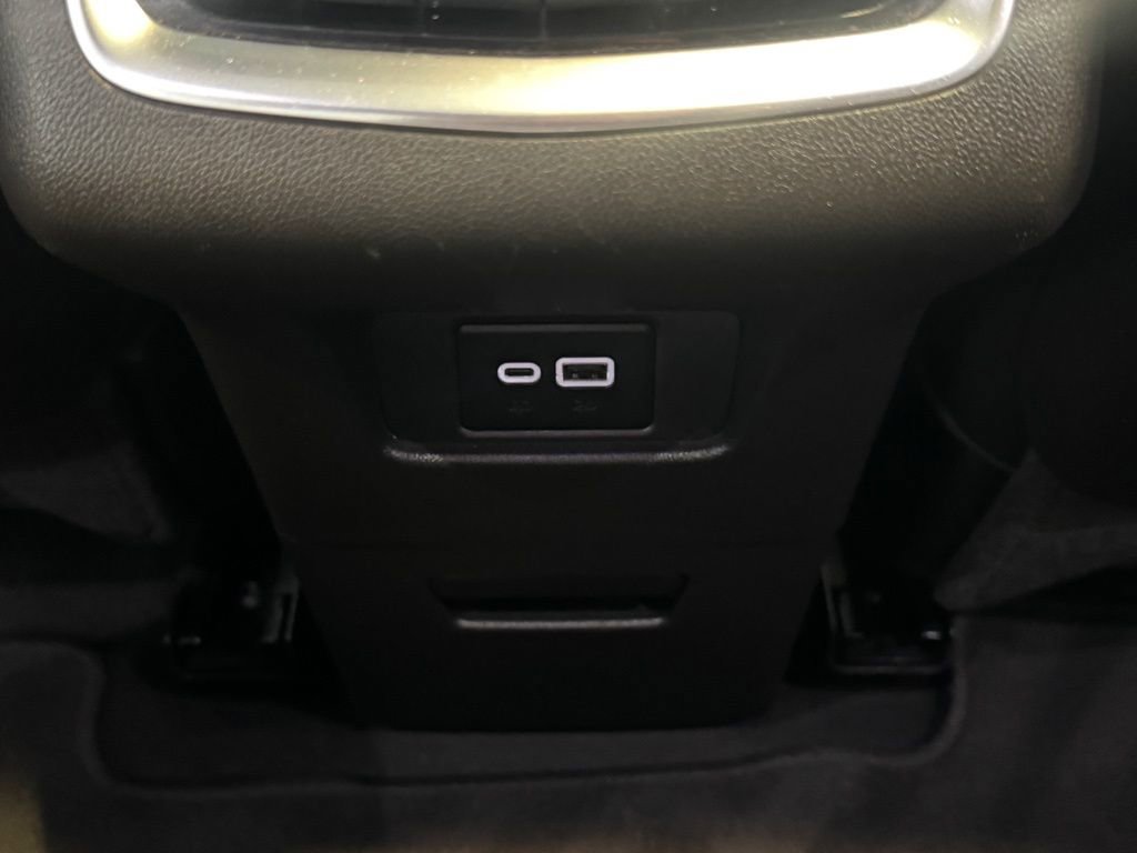 Used 2022 Cadillac XT6 Premium Luxury AWD/4WD image 31