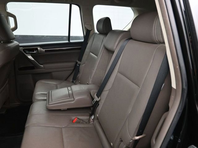 Used 2014 Lexus GX 460 w/ Premium Package image 28