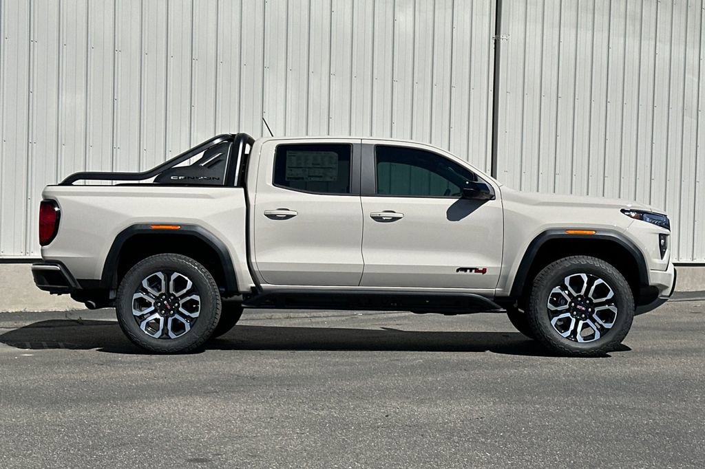 New 2026 GMC Canyon AT4 w/ Nightfall Edition AWD/4WD image 4