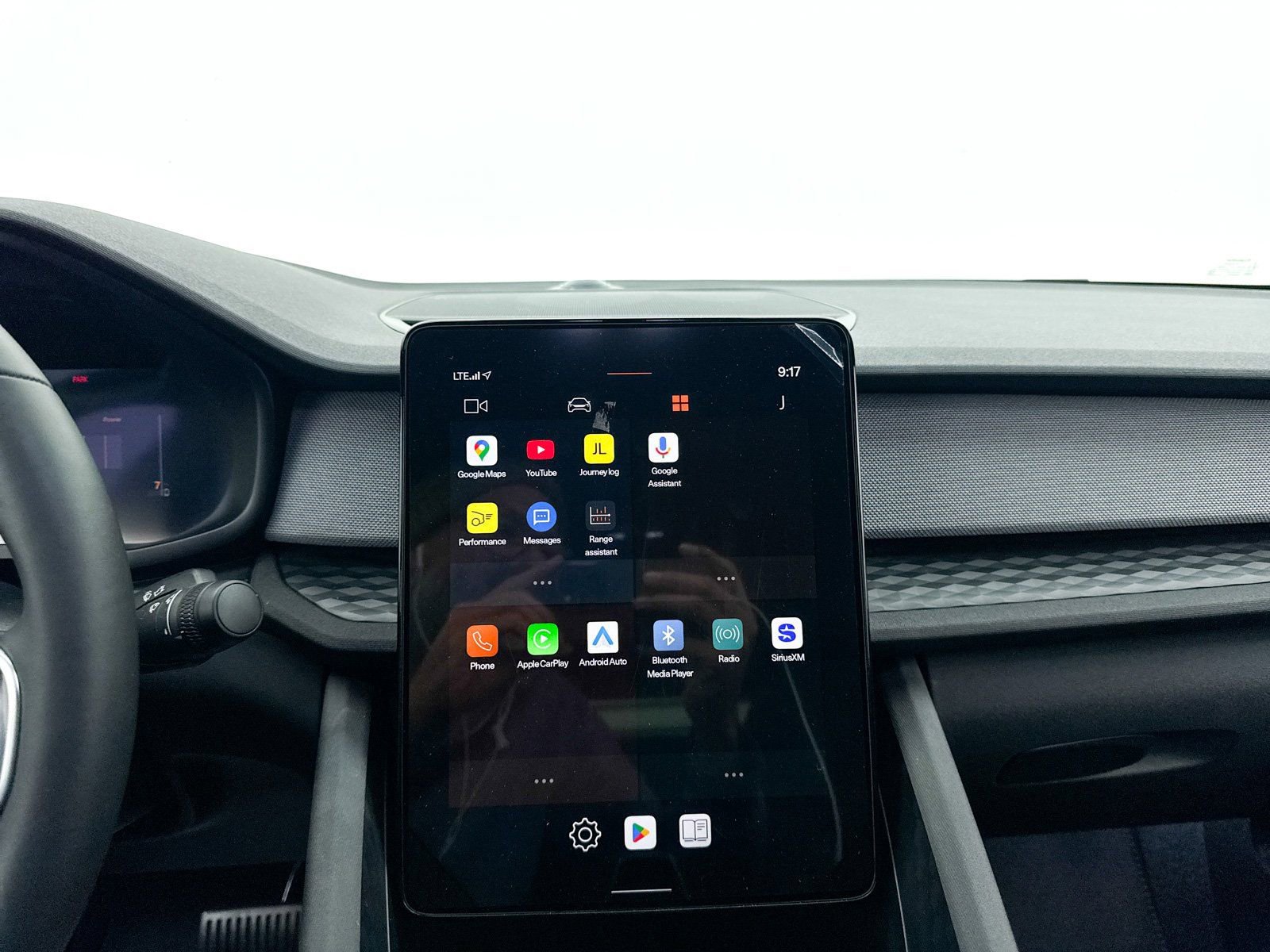 Used 2024 Polestar Polestar 2 image 24