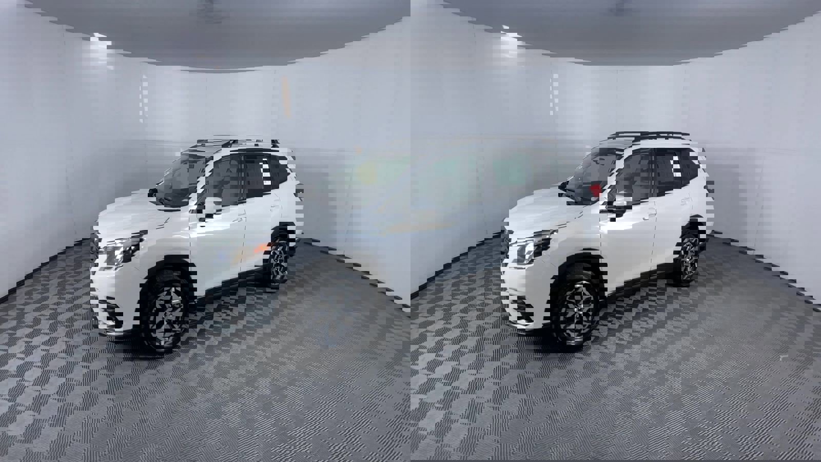 Used 2023 Subaru Forester Premium image 4