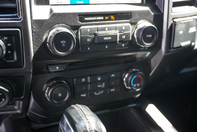 Used 2018 Ford F150 XLT w/ Equipment Group 302A Luxury AWD/4WD image 17