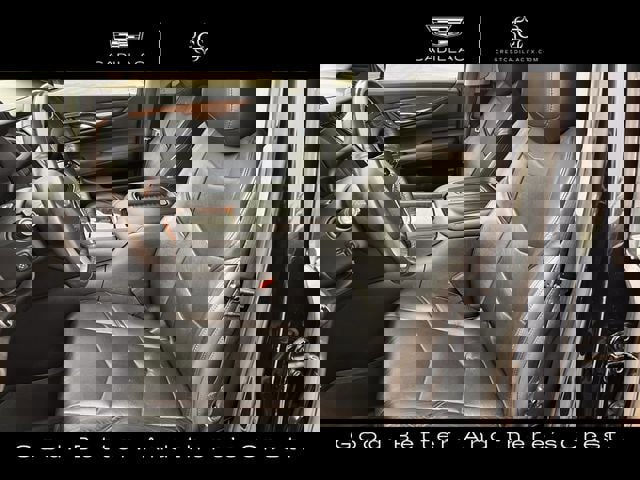 Used 2020 Cadillac Escalade Premium Luxury RWD image 21