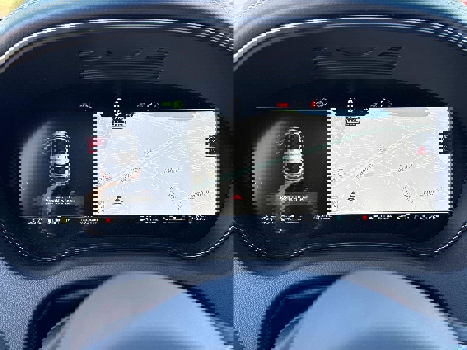 Used 2024 Jaguar E-PACE R-Dynamic SE image 29