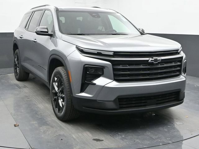 New 2026 Chevrolet Traverse LT w/ Midnight/Sport Edition image 2