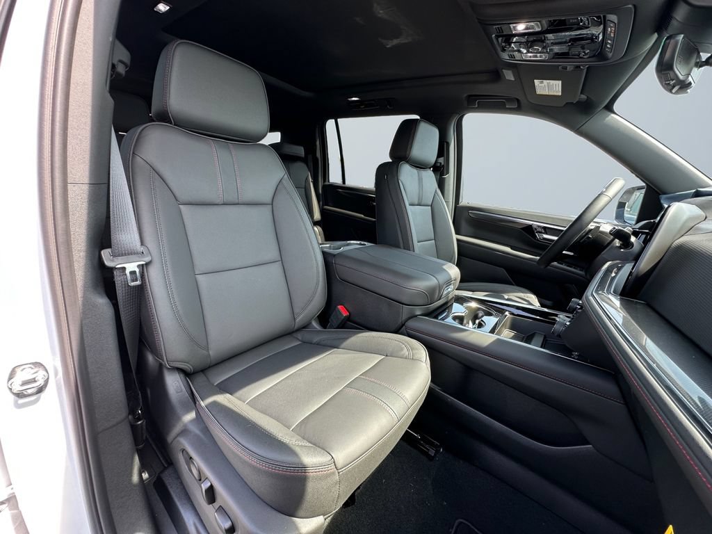 New 2026 Chevrolet Suburban RST w/ Advanced Technology Package AWD/4WD image 15