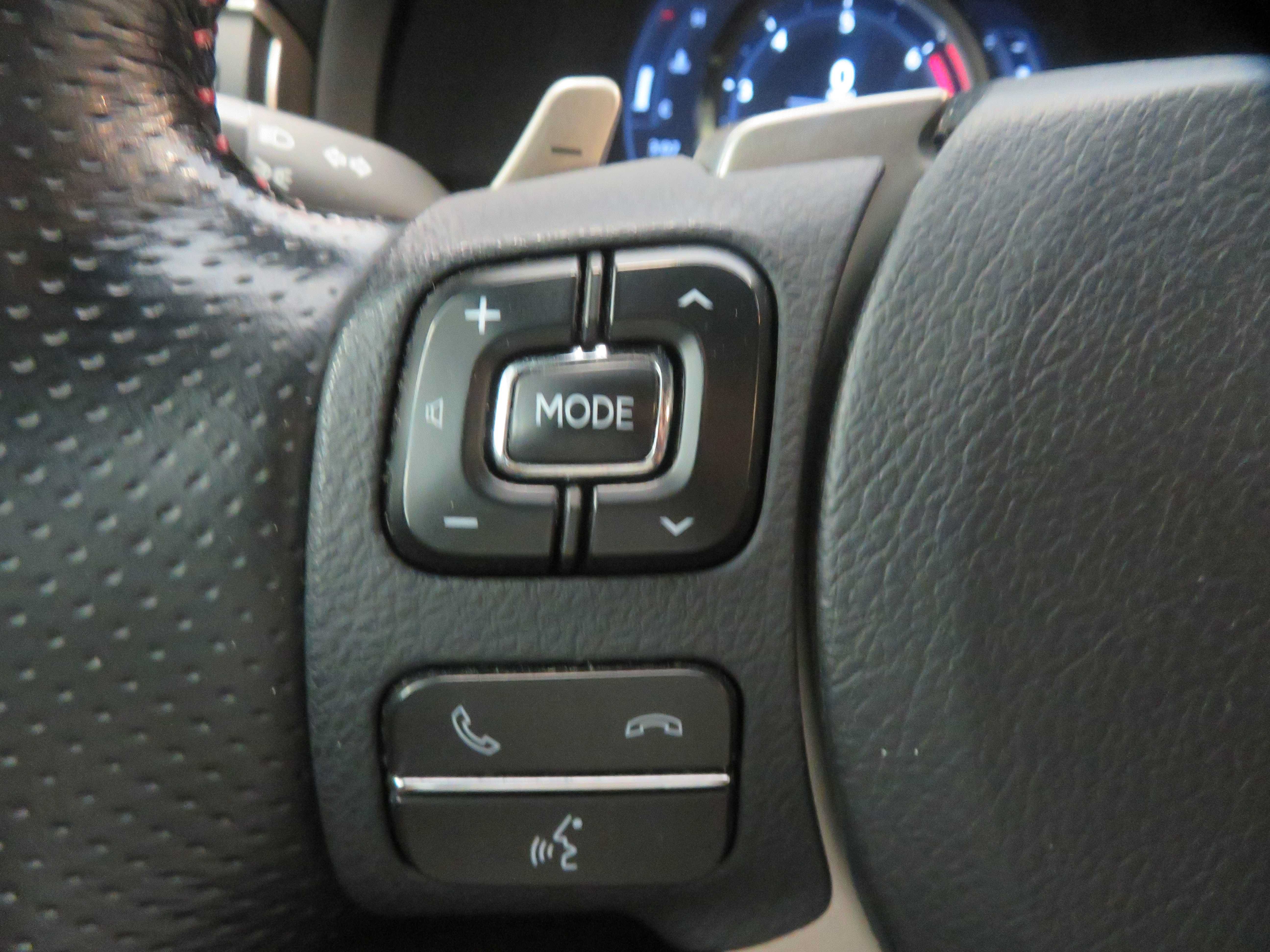 Used 2020 Lexus IS 300 F Sport w/ F Sport Package RWD image 34