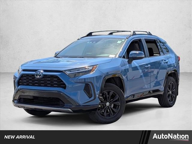Used 2022 Toyota RAV4 SE w/ Convenience Package image 1