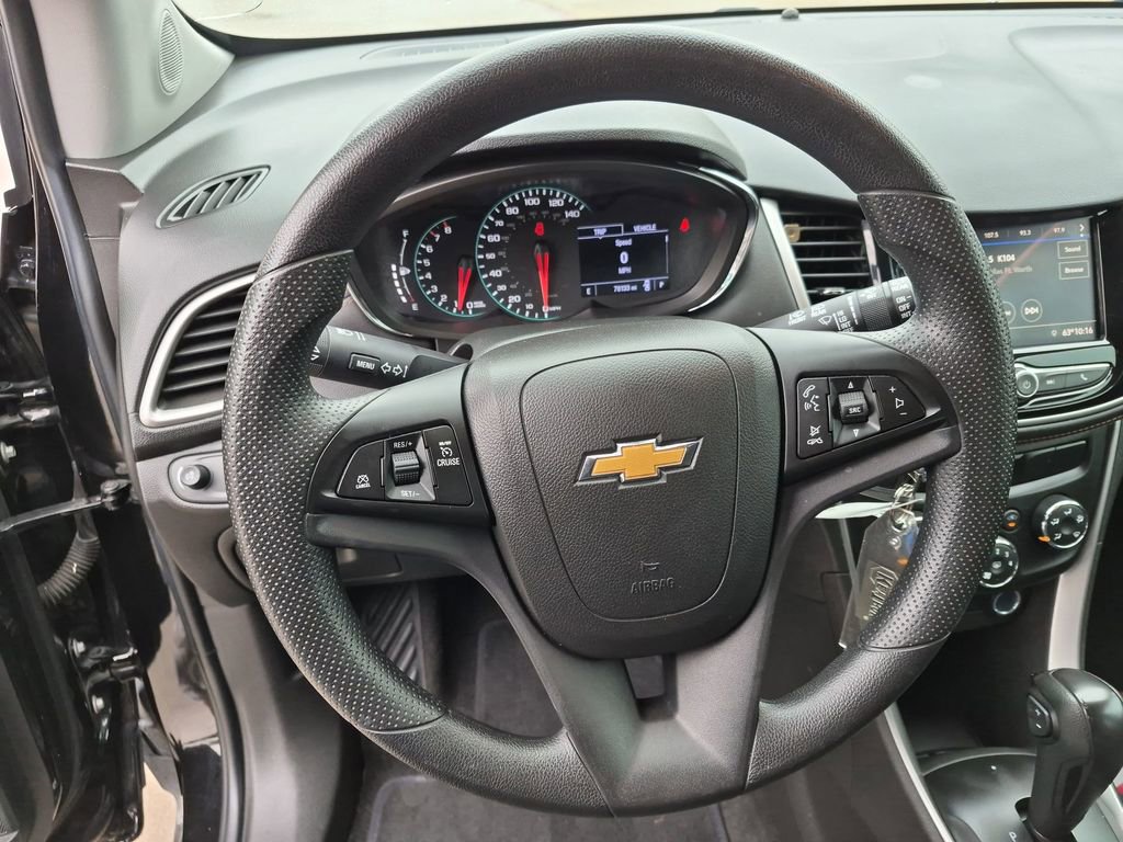 Used 2020 Chevrolet Trax LS w/ Tint and Cruise Package FWD image 14