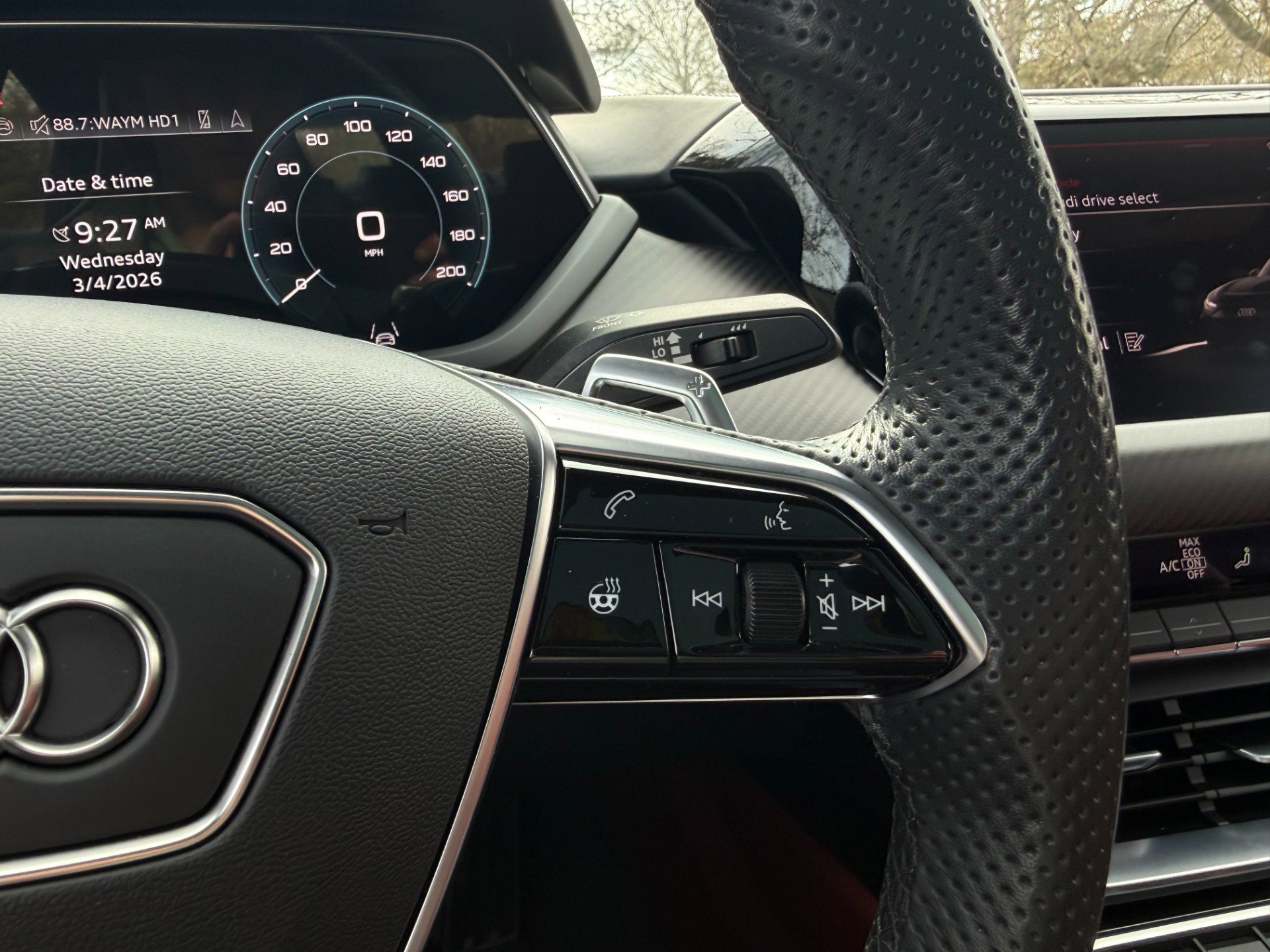 Used 2024 Audi RS e-tron GT w/ Carbon Performance Package image 46