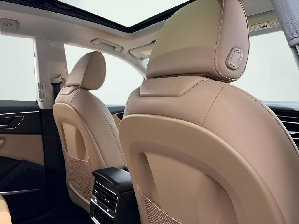 Used 2022 Audi Q8 Premium Plus image 31