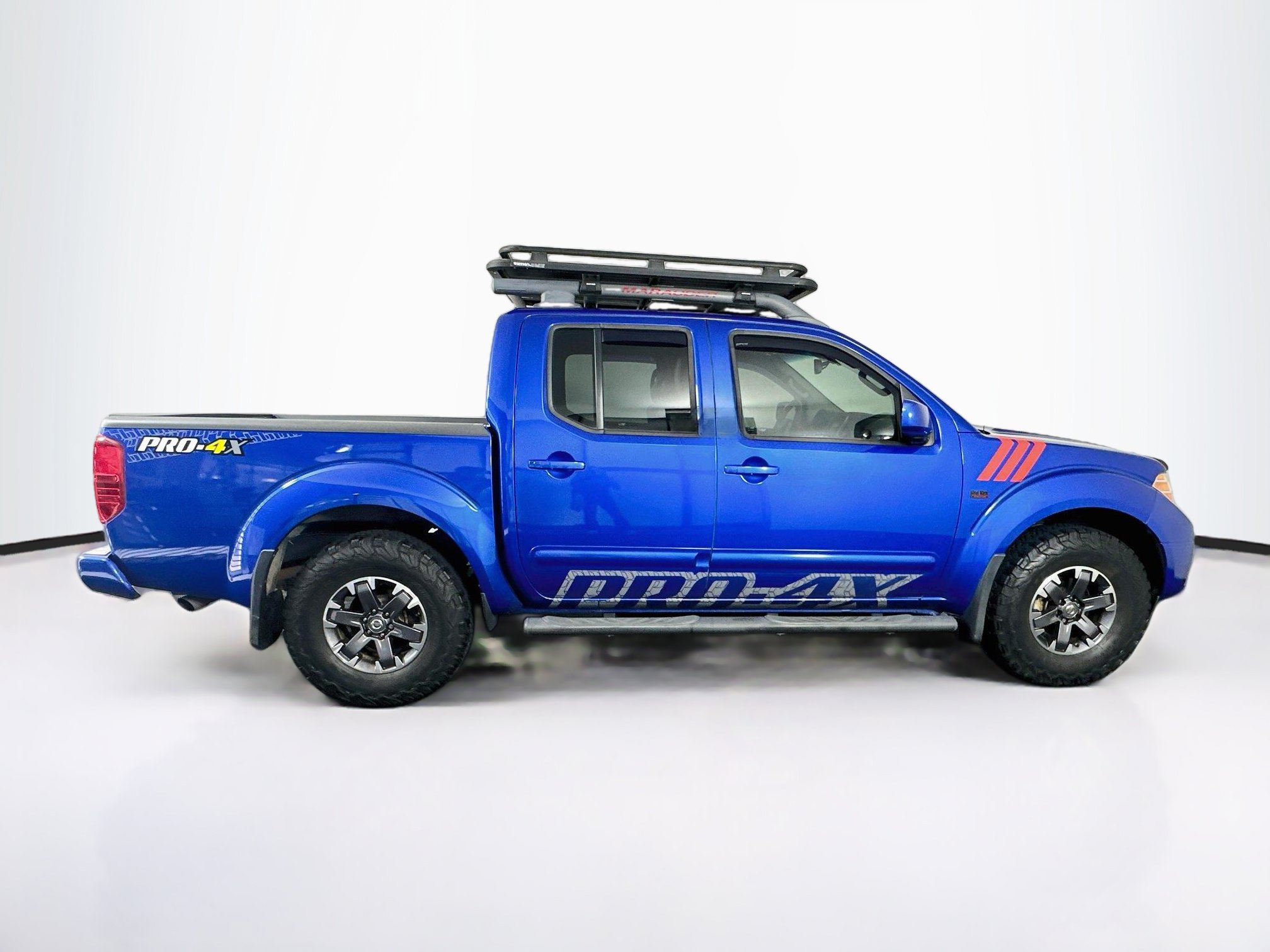 Used 2015 Nissan Frontier PRO-4X w/ Pro-4x Luxury Package AWD/4WD image 10