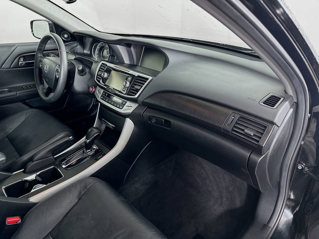 Used 2015 Honda Accord EX-L image 35