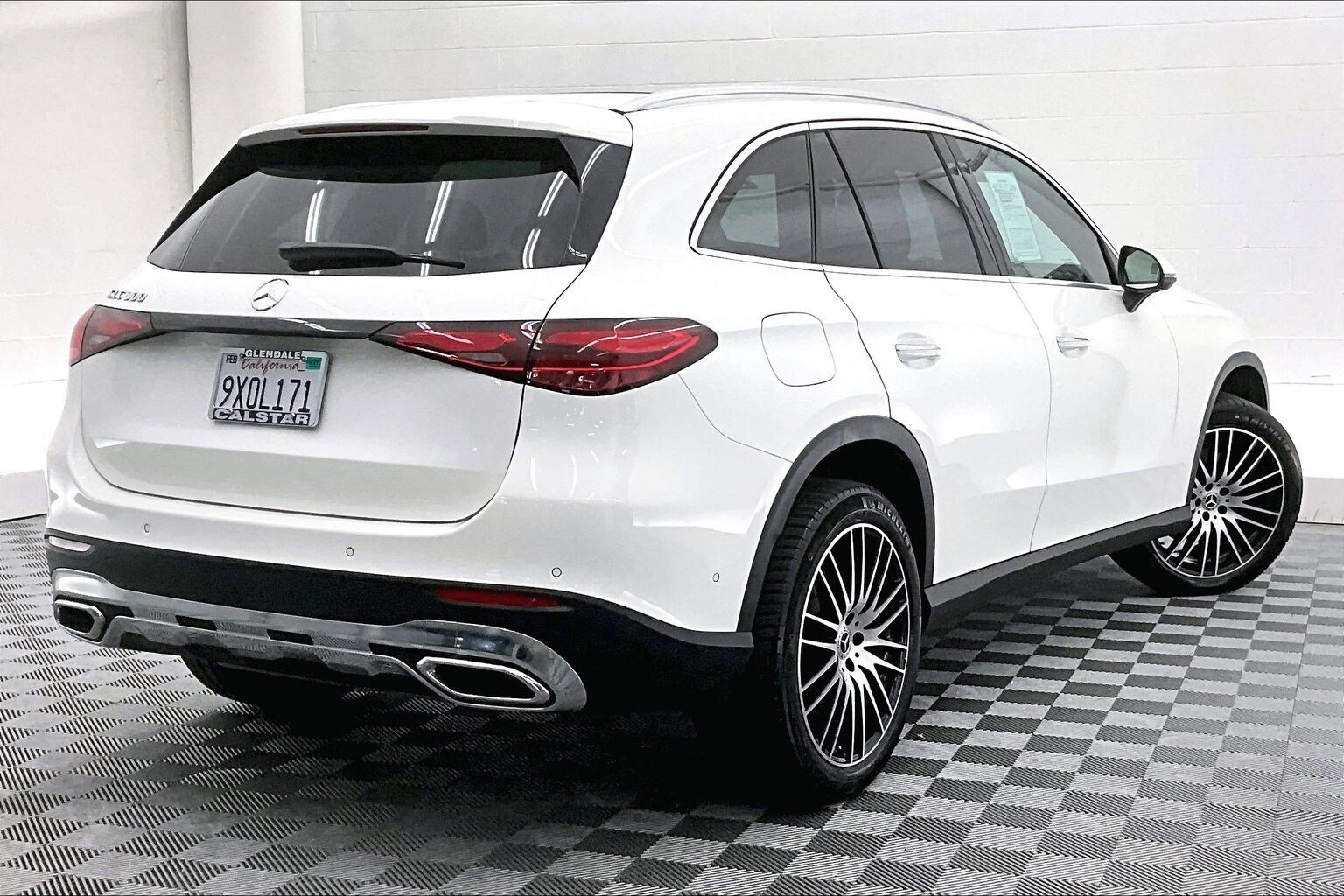 Used 2026 Mercedes-Benz GLC 300 image 11