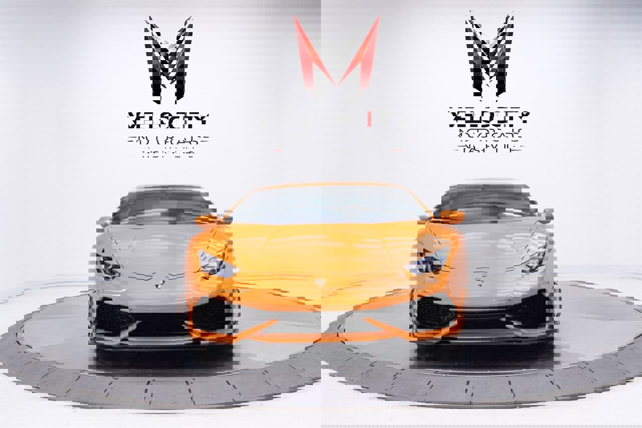 Used 2017 Lamborghini Huracan LP 610-4 AWD/4WD image 3