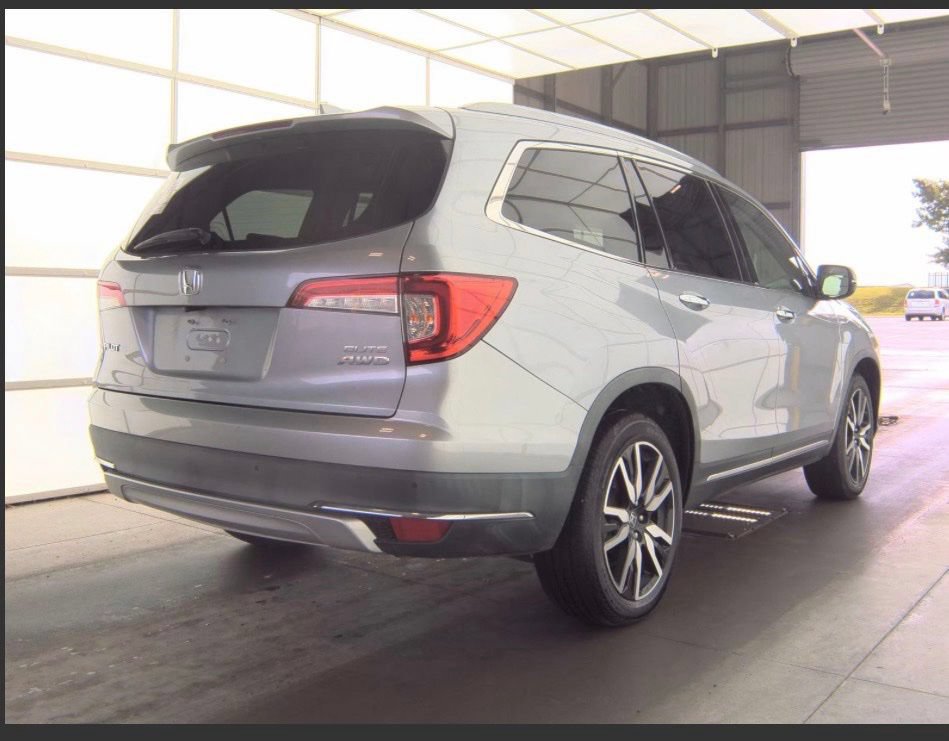 Used 2020 Honda Pilot Elite image 3