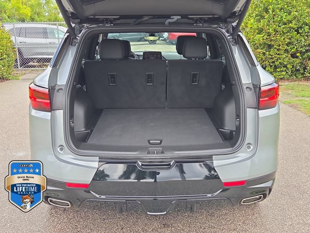 Certified 2023 Chevrolet Blazer RS w/ Driver Confidence II Package FWD image 5