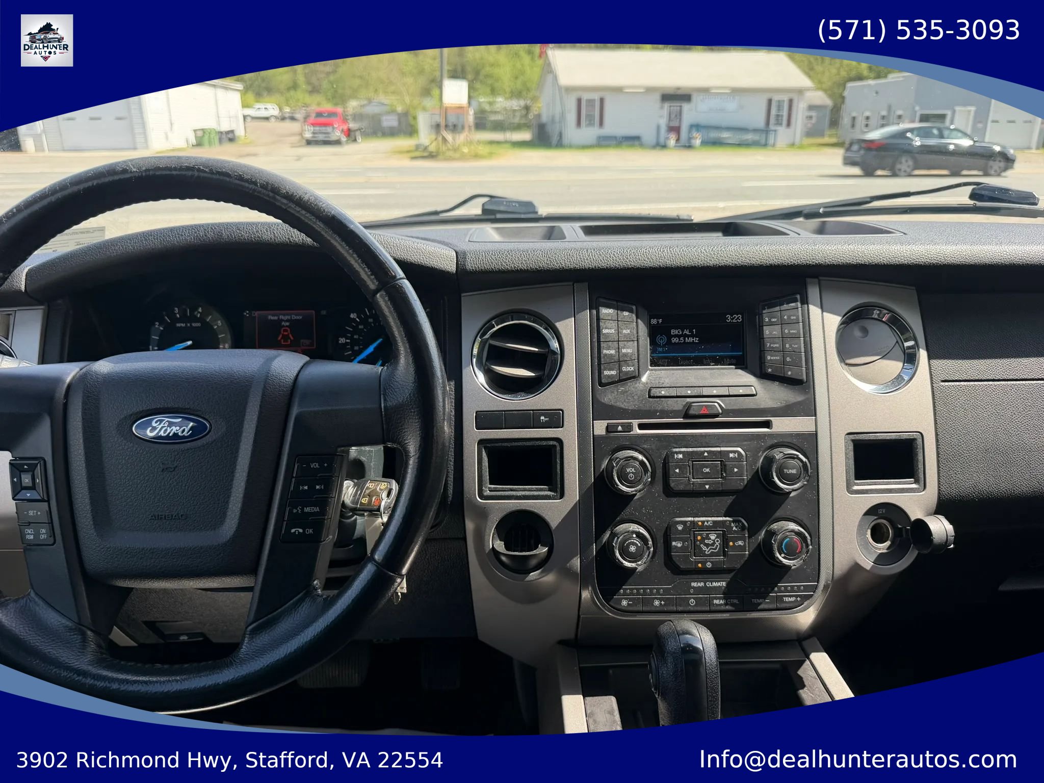 Used 2017 Ford Expedition XLT RWD image 29