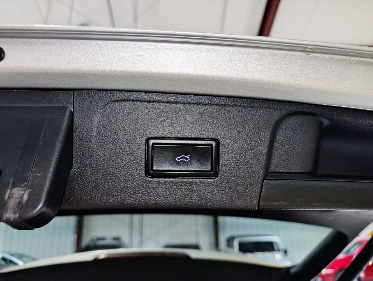 Used 2018 Volkswagen Atlas SE image 25