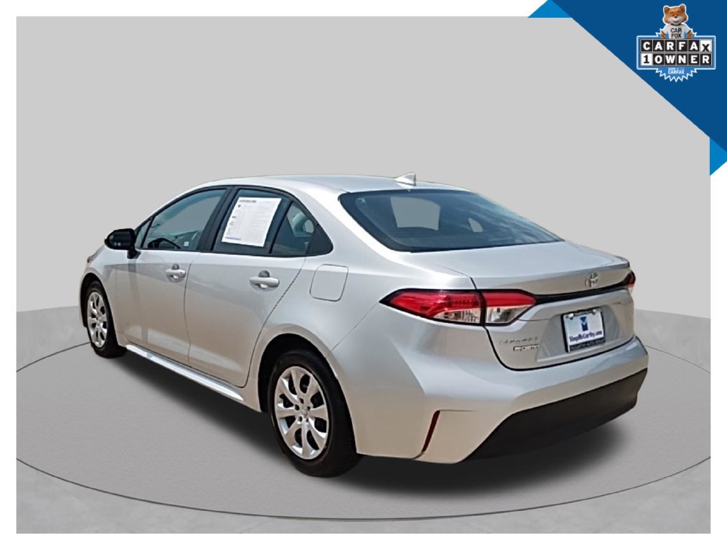 Used 2025 Toyota Corolla LE FWD image 7