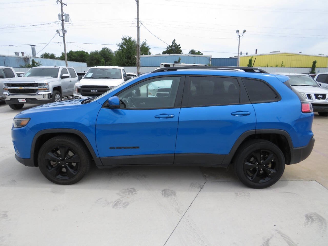 Used 2020 Jeep Cherokee Latitude Plus FWD image 6