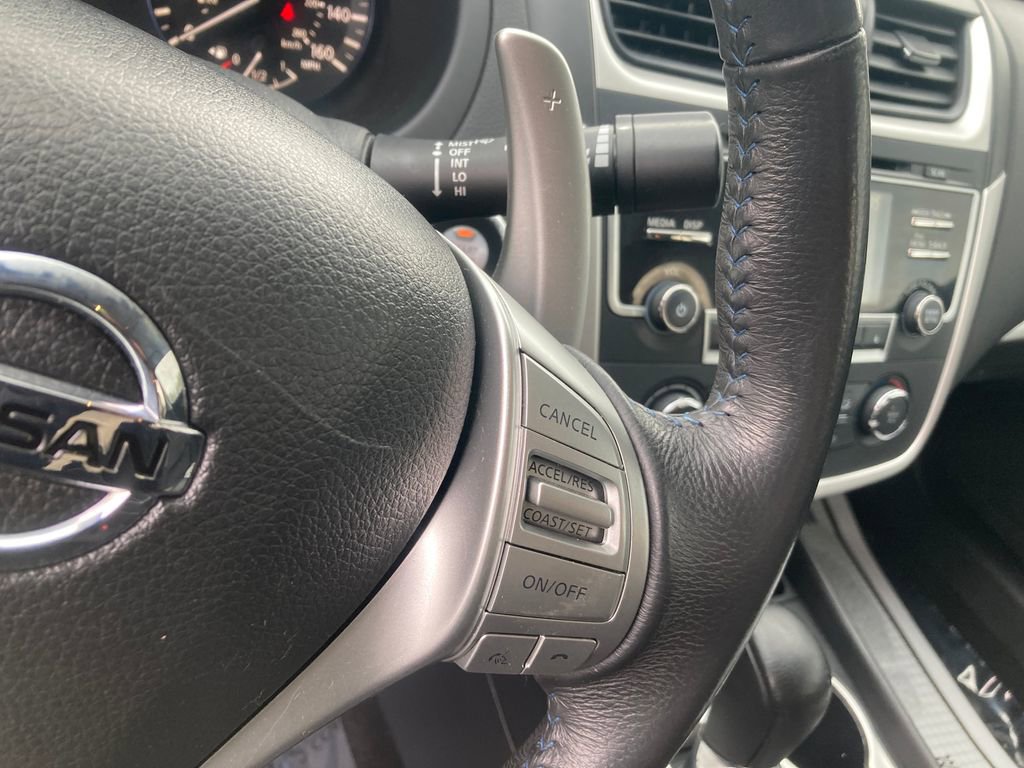 Used 2017 Nissan Altima 2.5 SR FWD image 43