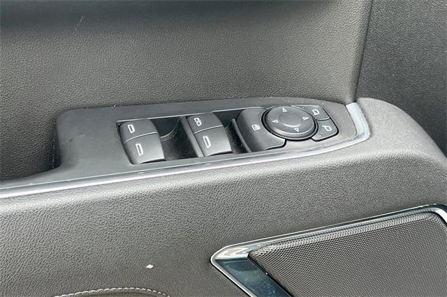 Used 2025 GMC Sierra 1500 Elevation image 12