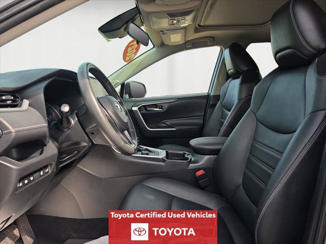 Certified 2021 Toyota RAV4 XLE Premium AWD/4WD image 11