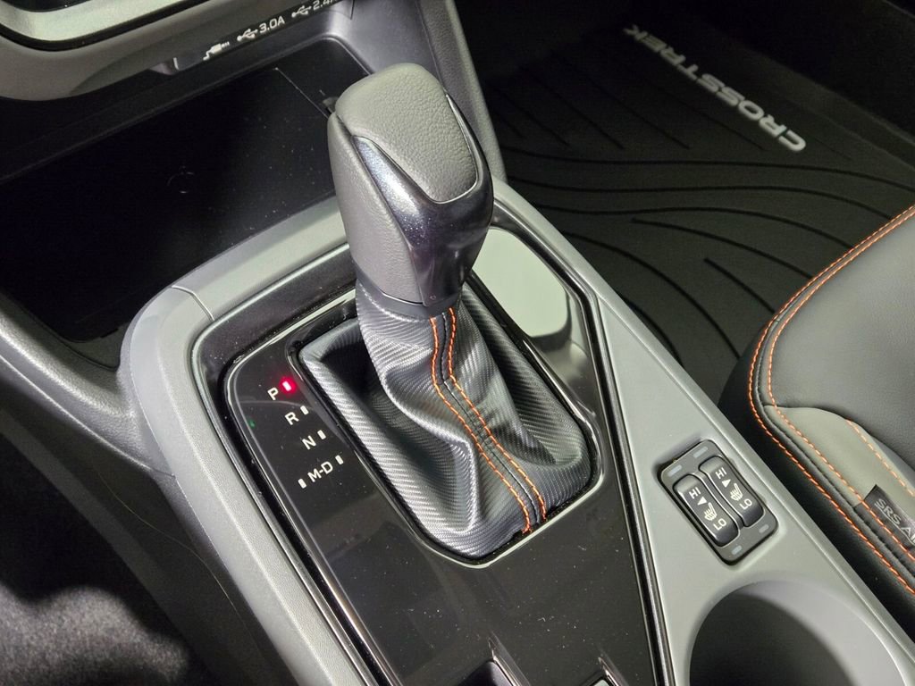 New 2026 Subaru Crosstrek 2.5i Limited w/ Crosstrek Mirror Package AWD/4WD image 17