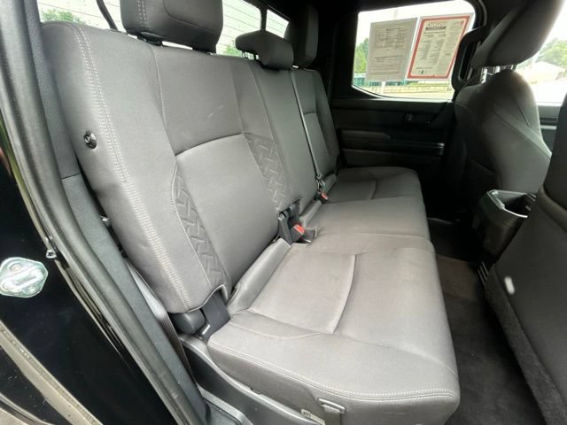 Certified 2025 Toyota Tacoma SR5 AWD/4WD image 39
